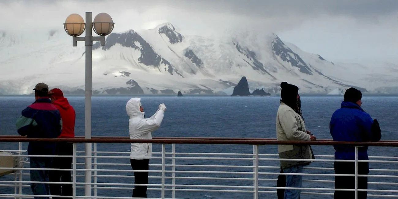 ANTÁRTIDA — 23