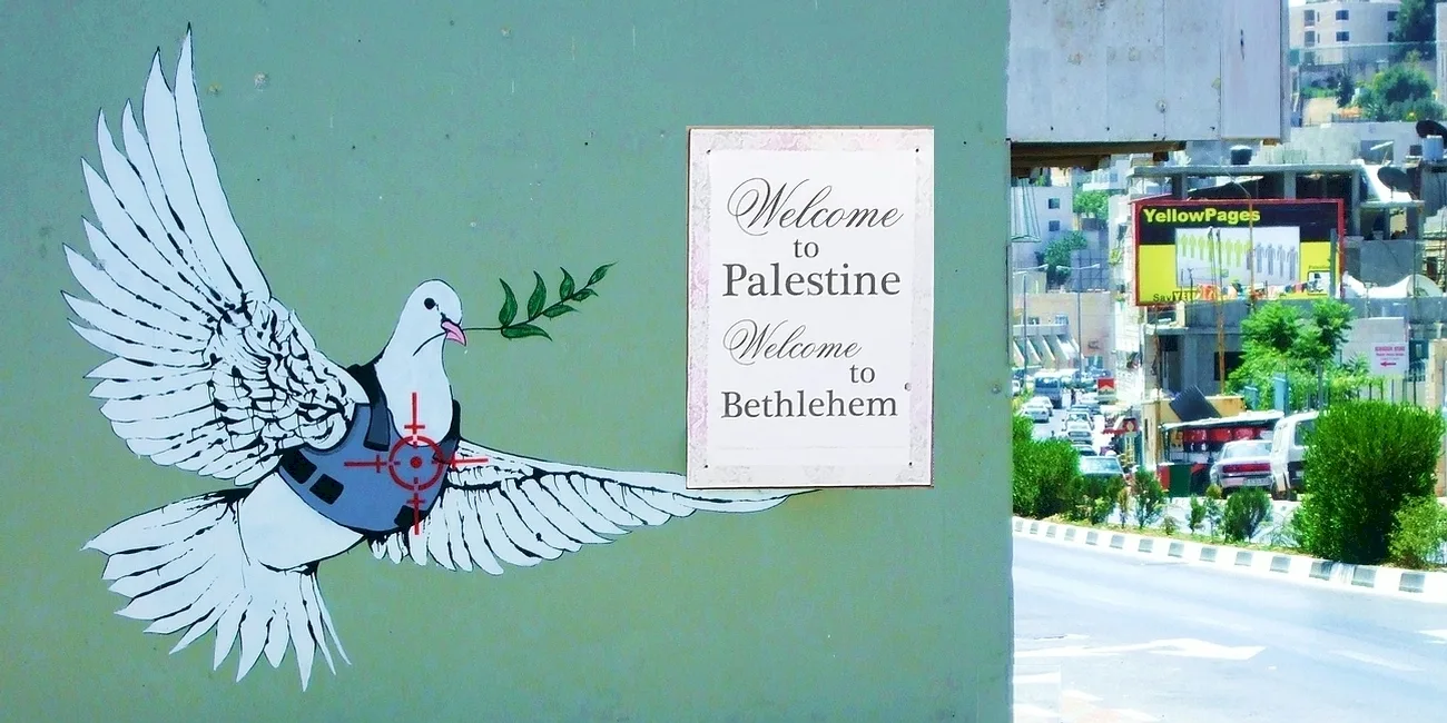 BANKSY — 22