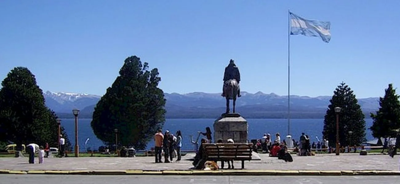 BARILOCHE — 10