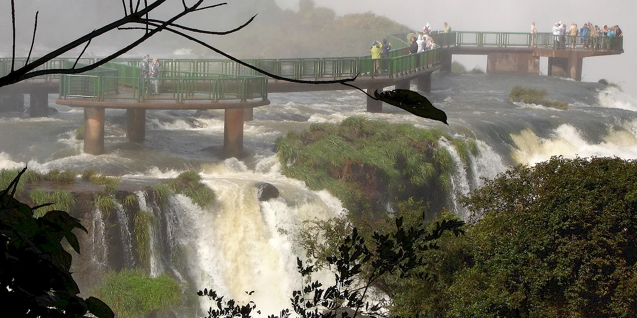 CATARATAS — 10