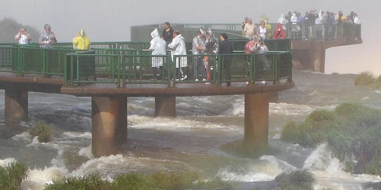 CATARATAS — 12