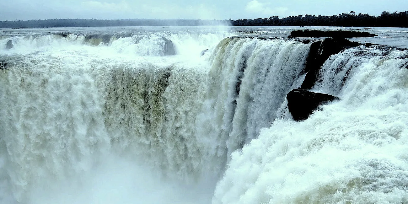 CATARATAS — 38