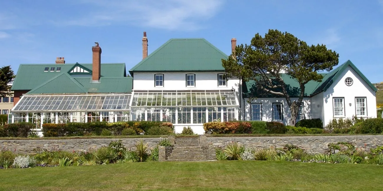ISLAS MALVINAS — 25