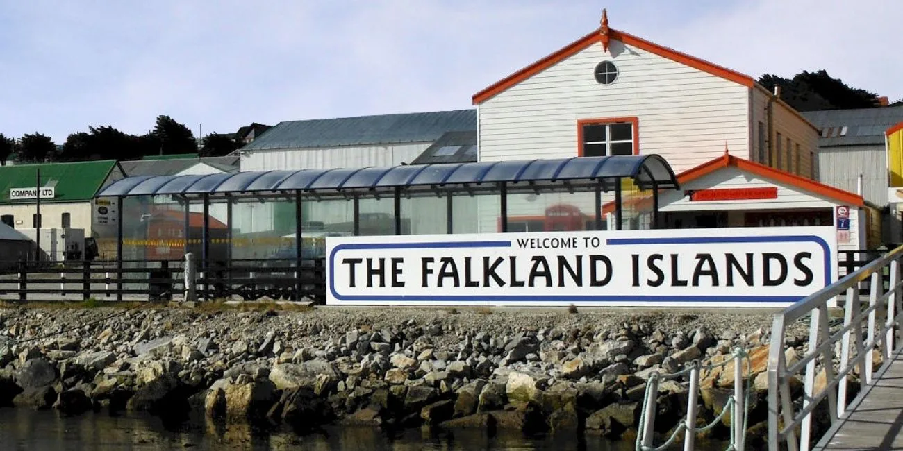 ISLAS MALVINAS — 37