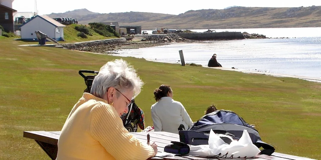 ISLAS MALVINAS — 40