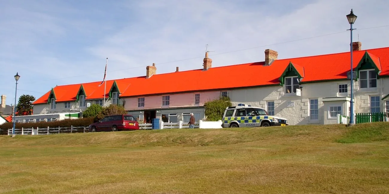 ISLAS MALVINAS — 48