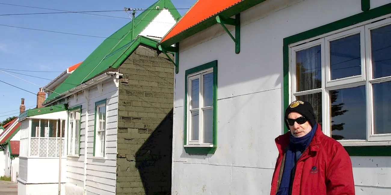 ISLAS MALVINAS — 51