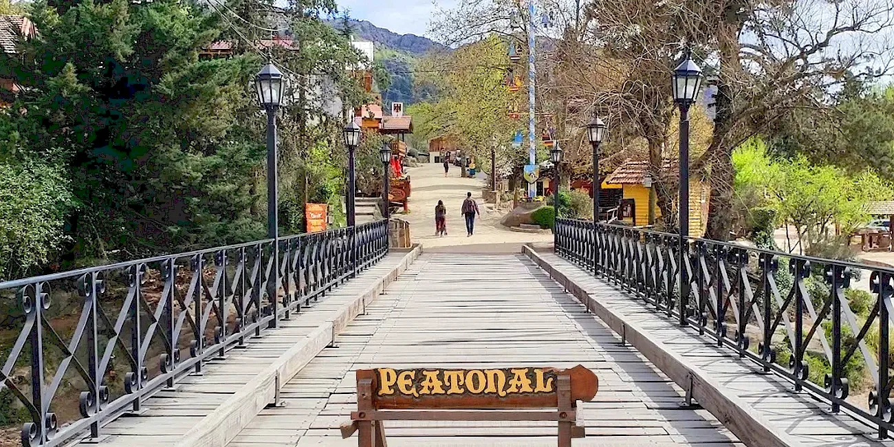LA CUMBRECITA — 04
