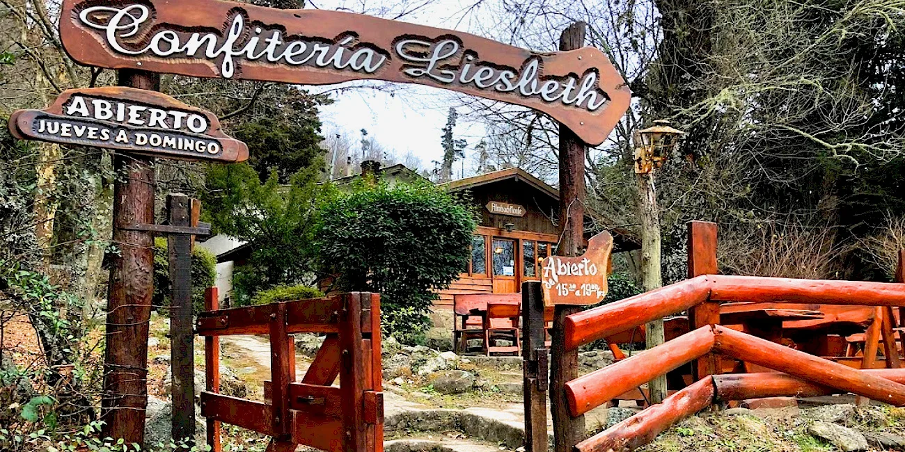 LA CUMBRECITA — 53