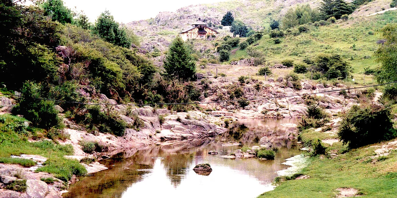 LA CUMBRECITA — 68