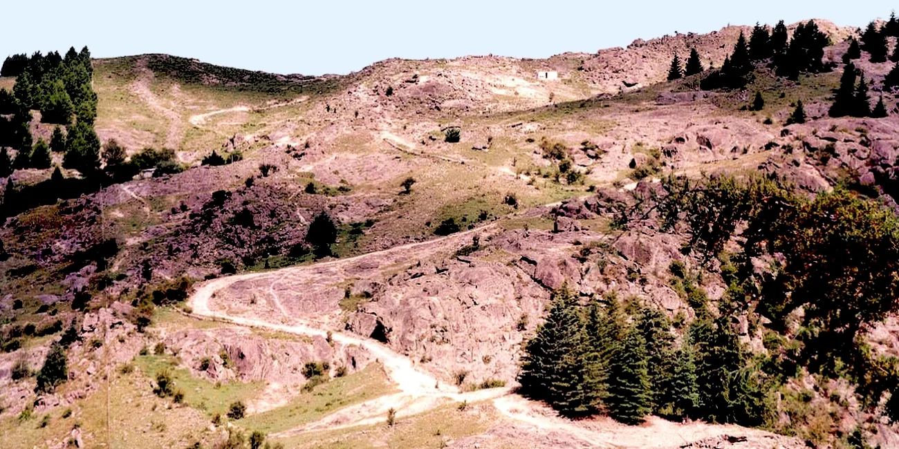 LA CUMBRECITA — 72