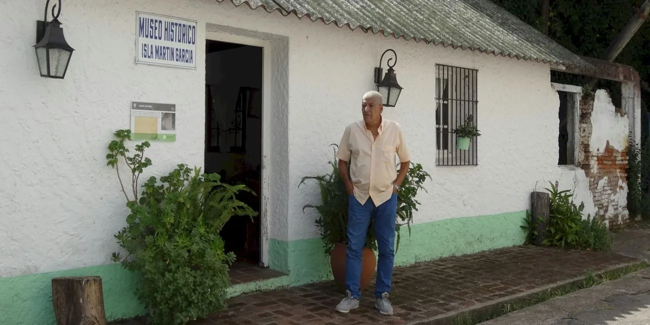MARTÍN GARCÍA — 008