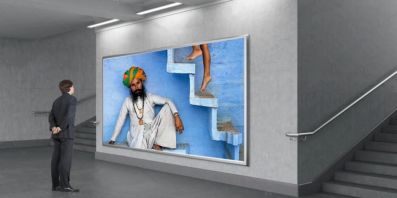STEVE MCCURRY — 24