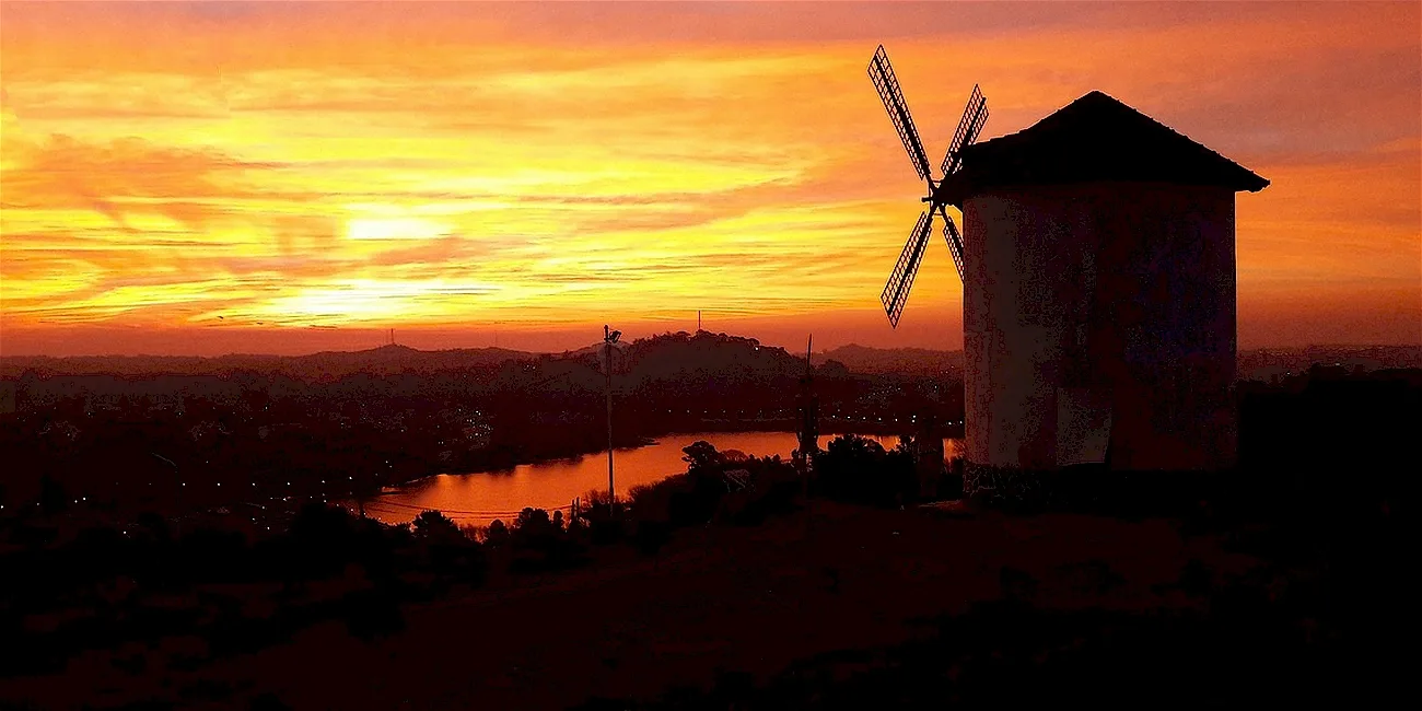 TANDIL — 81