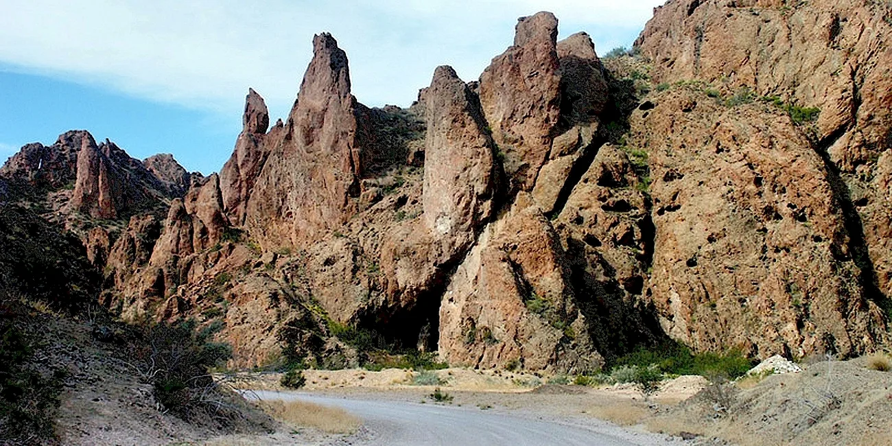 TRELEW — 48