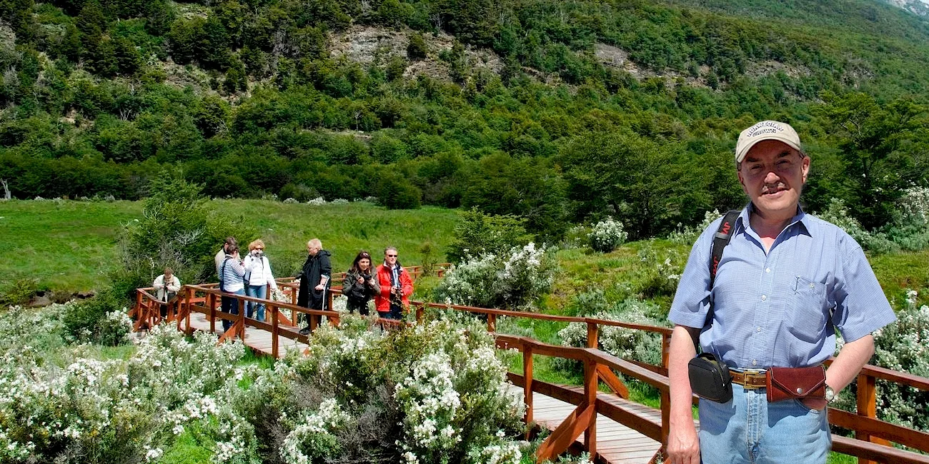 USHUAIA — 35