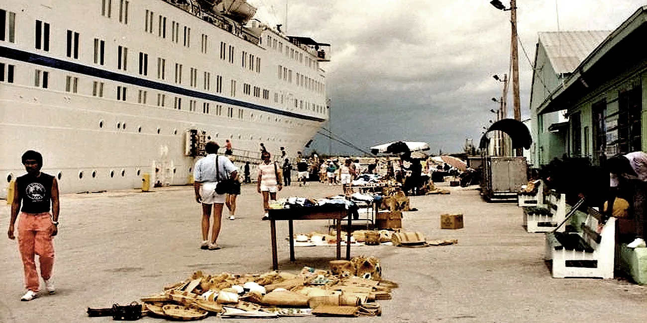 BAHAMAS — 06