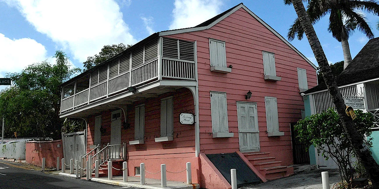 BAHAMAS — 29 BalconyHouse
