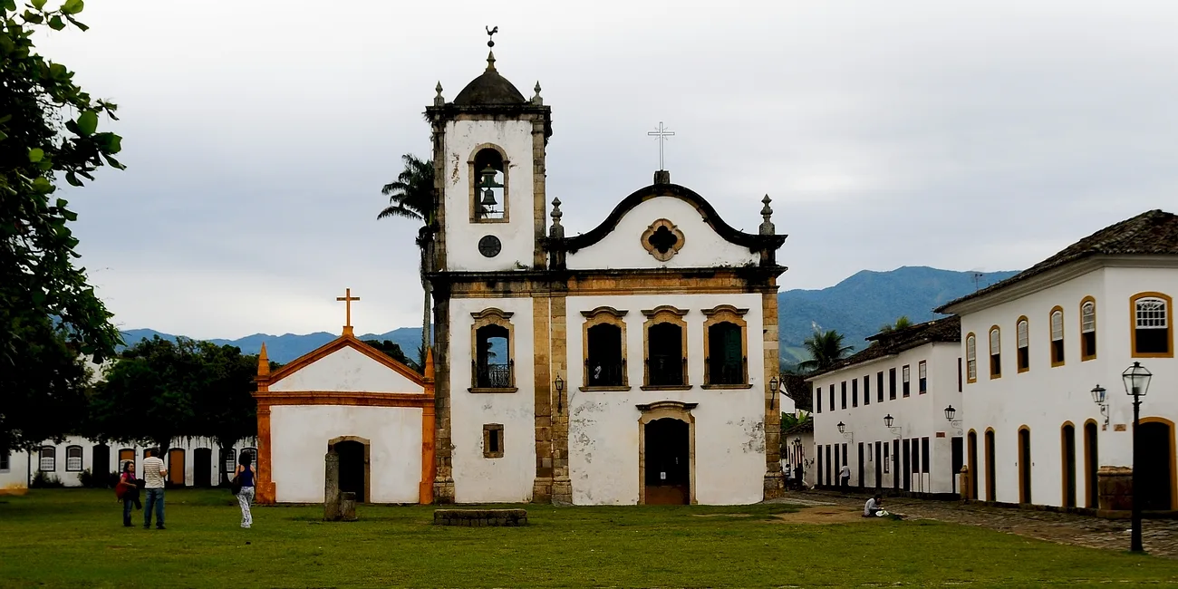 BÚZIOS Y PARATÍ — 48