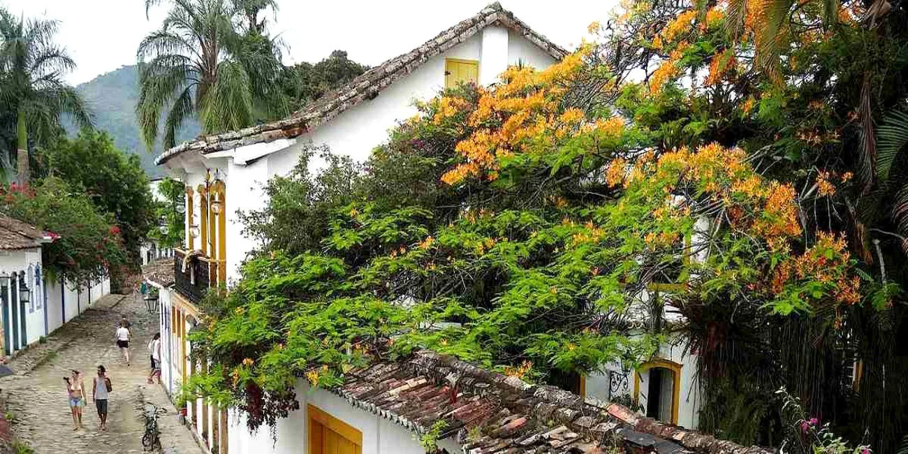 BÚZIOS Y PARATÍ — 64