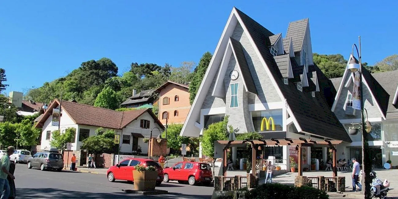 PORTO ALEGRE Y GRAMADO — 17