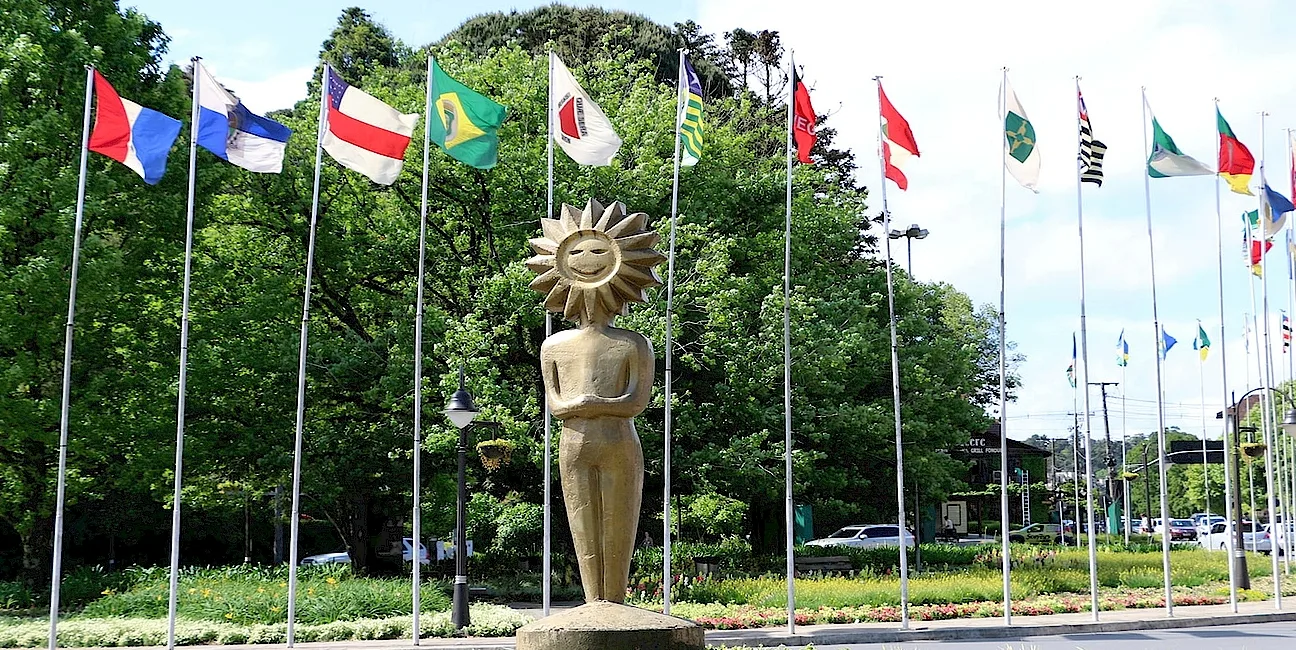 PORTO ALEGRE Y GRAMADO — 21 plazabanderas