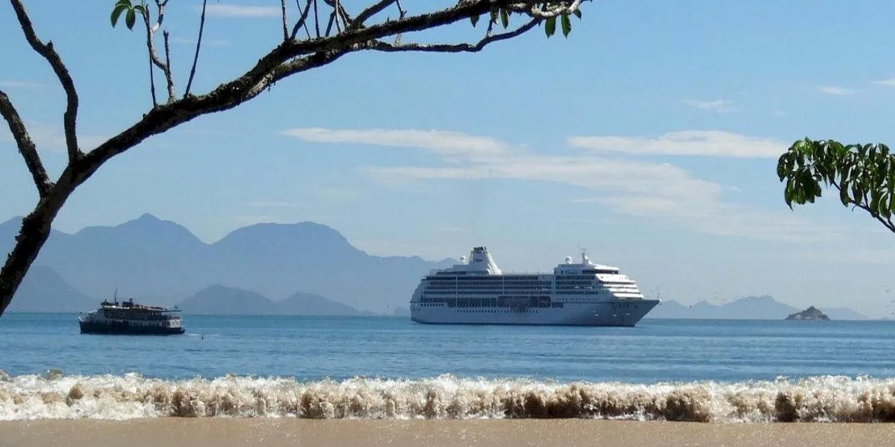 ILHA GRANDE E ILHABELA — 24