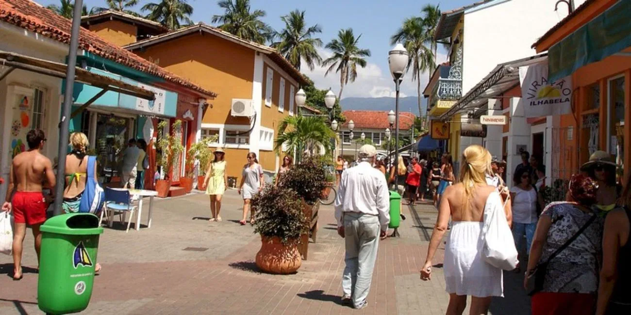 ILHA GRANDE E ILHABELA — 37