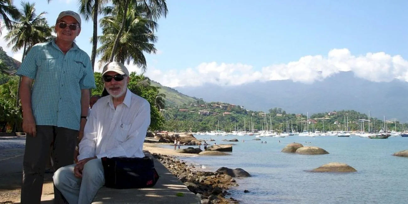 ILHA GRANDE E ILHABELA — 55