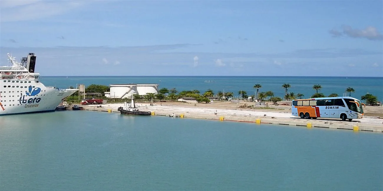 MACEIÓ E ILHÉUS — 04