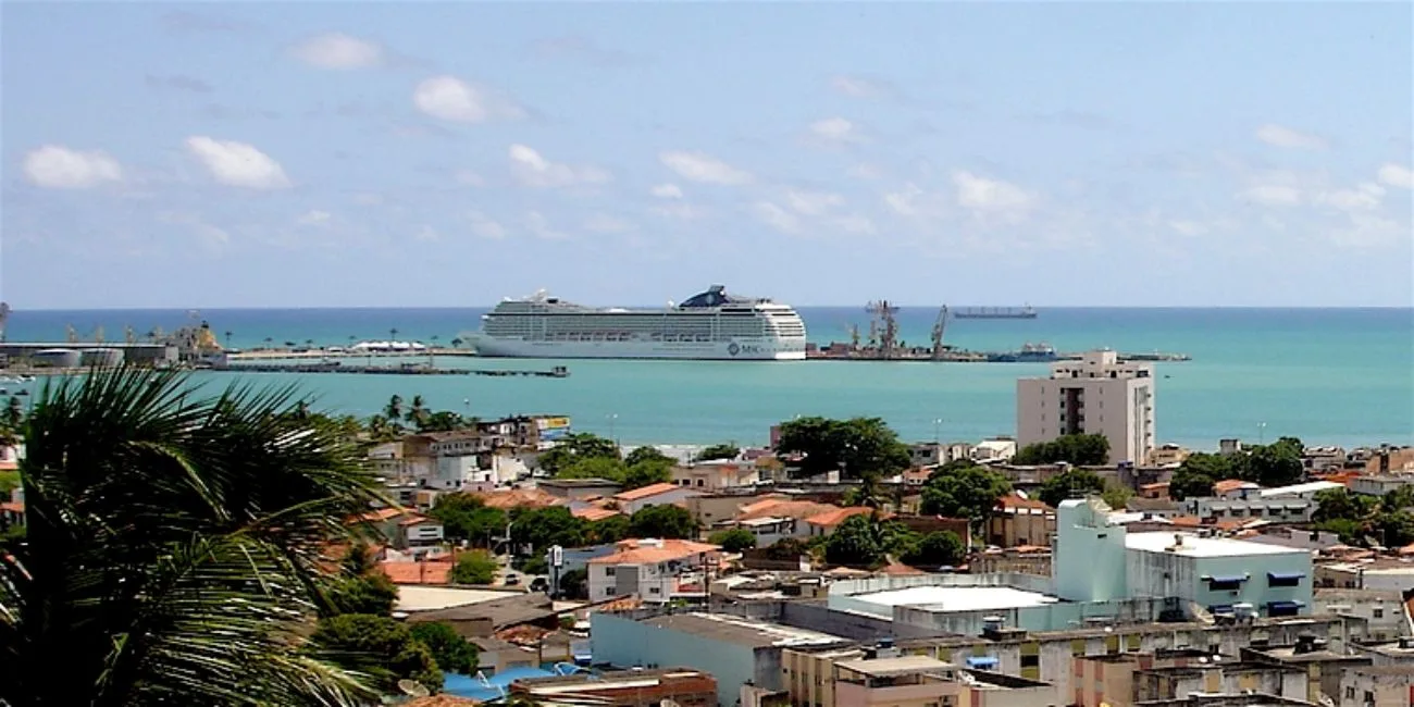 MACEIÓ E ILHÉUS — 05