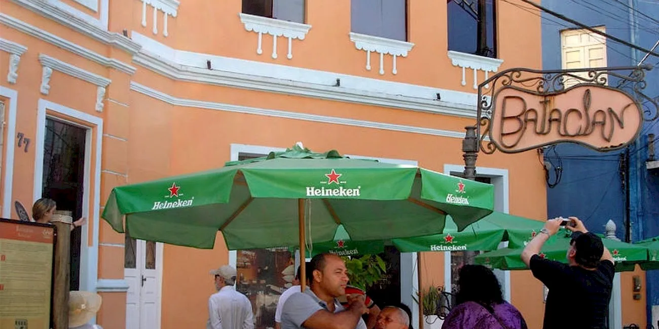 MACEIÓ E ILHÉUS — 42