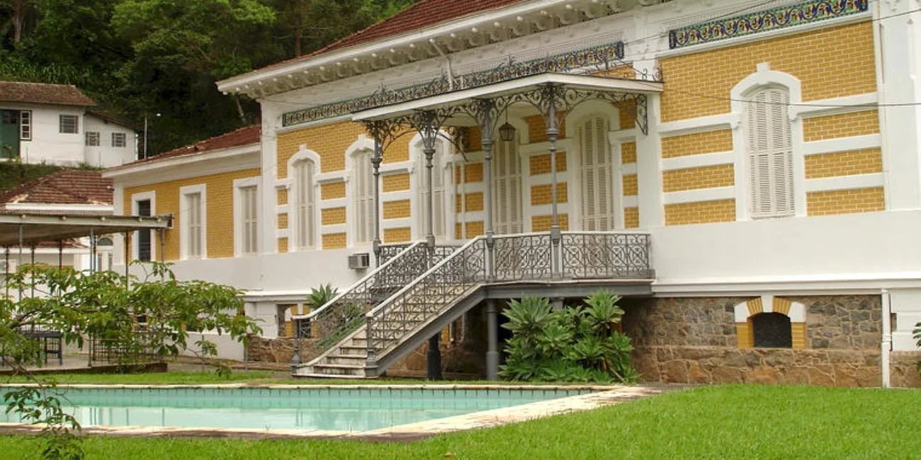 PETRÓPOLIS — 27