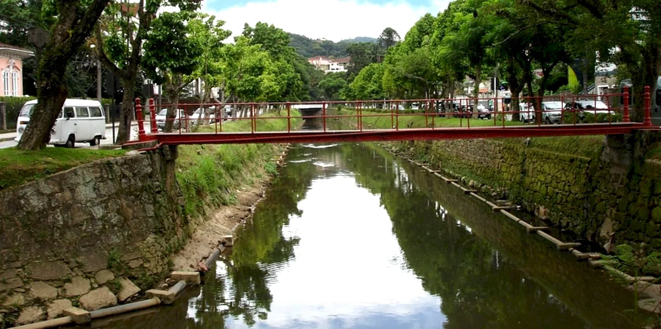 PETRÓPOLIS — 31