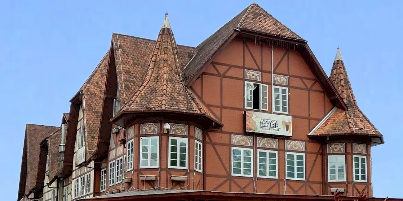 BLUMENAU Y CAMBORIÚ — 14