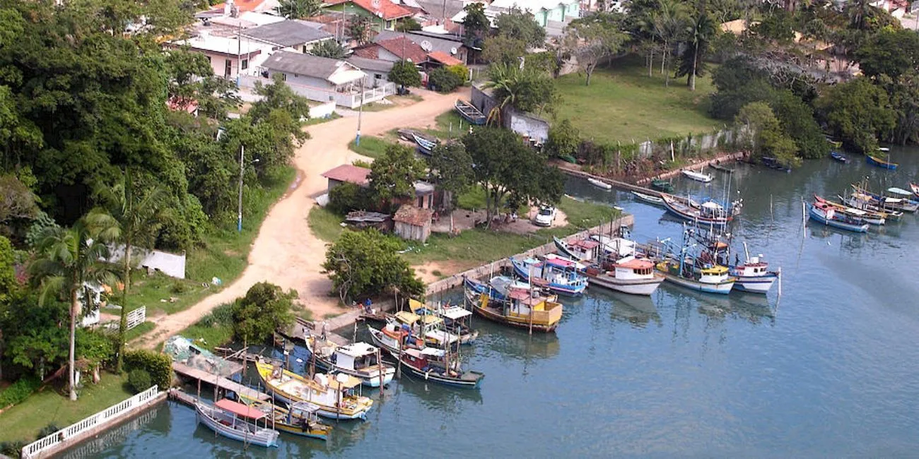 BLUMENAU Y CAMBORIÚ — 24
