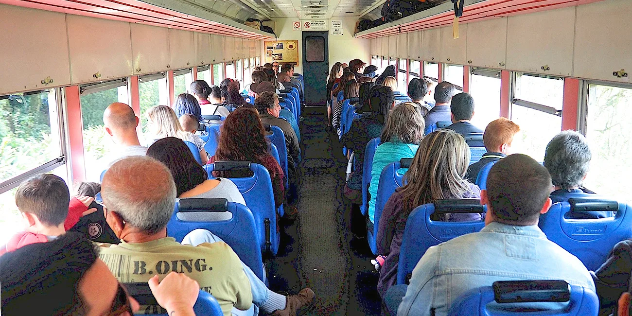 TREN SERRA VERDE EXPRESS — 31