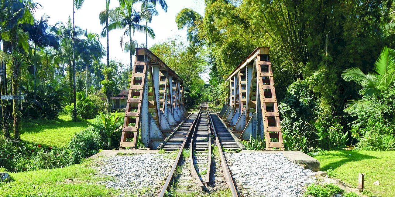 TREN SERRA VERDE EXPRESS — 67