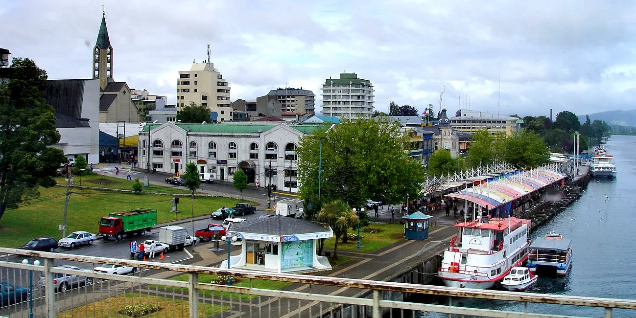 VALDIVIA — 79