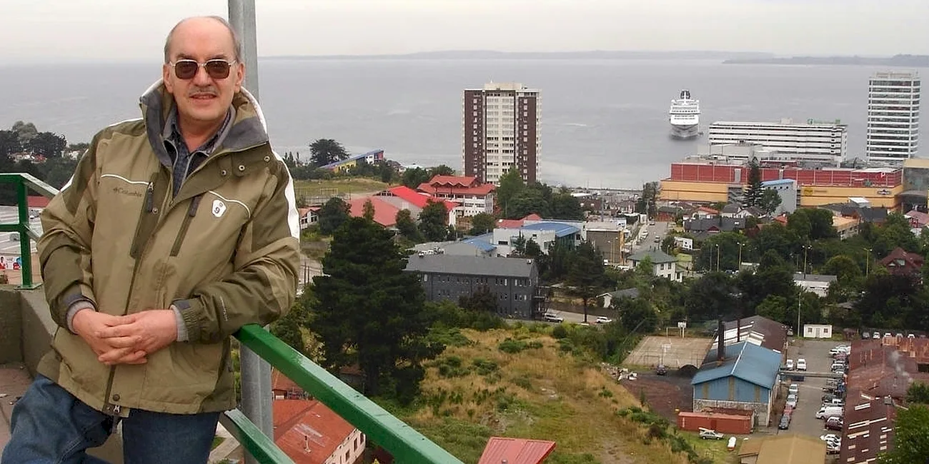 PUERTO MONTT — 90