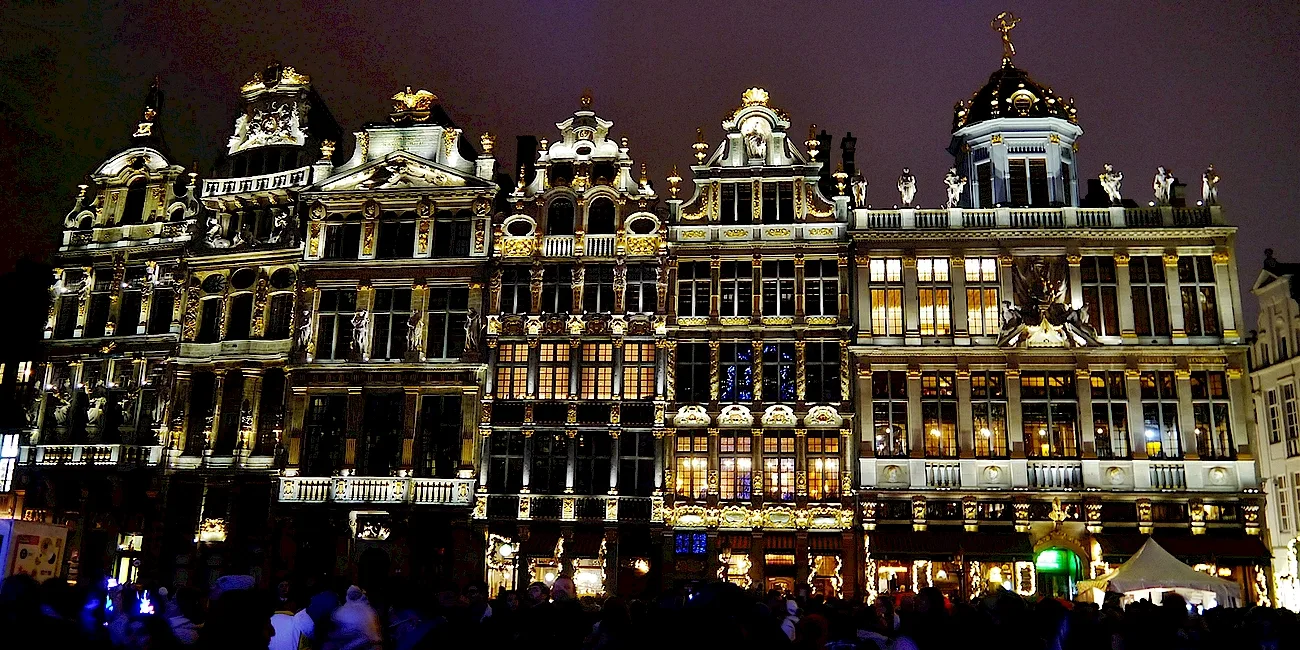 EUROPA DE NOCHE — 06 bruselas