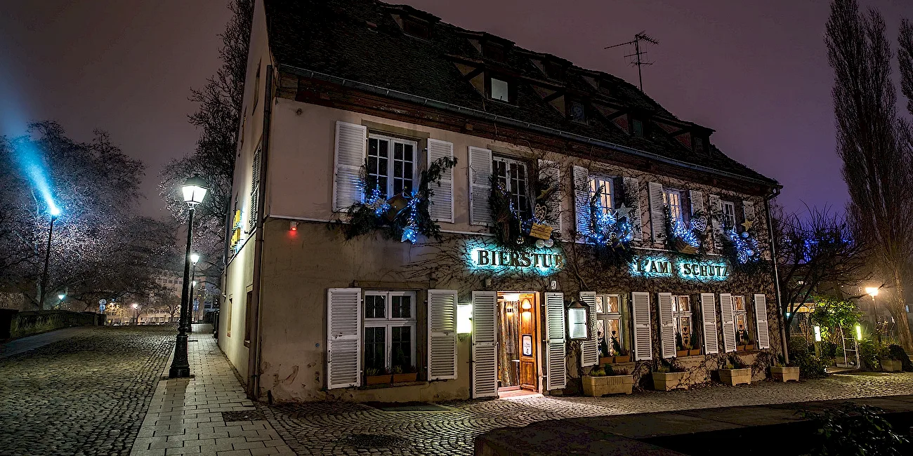 EUROPA DE NOCHE — 11 estrasburgo