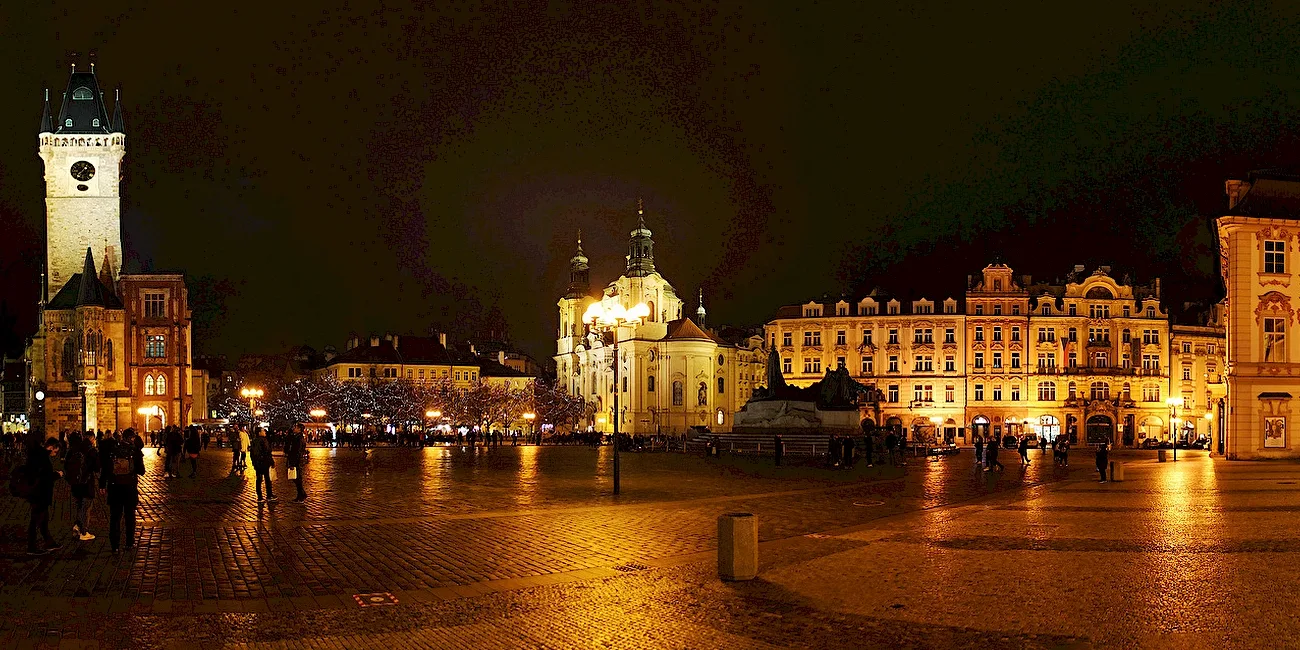 EUROPA DE NOCHE — 61 praga