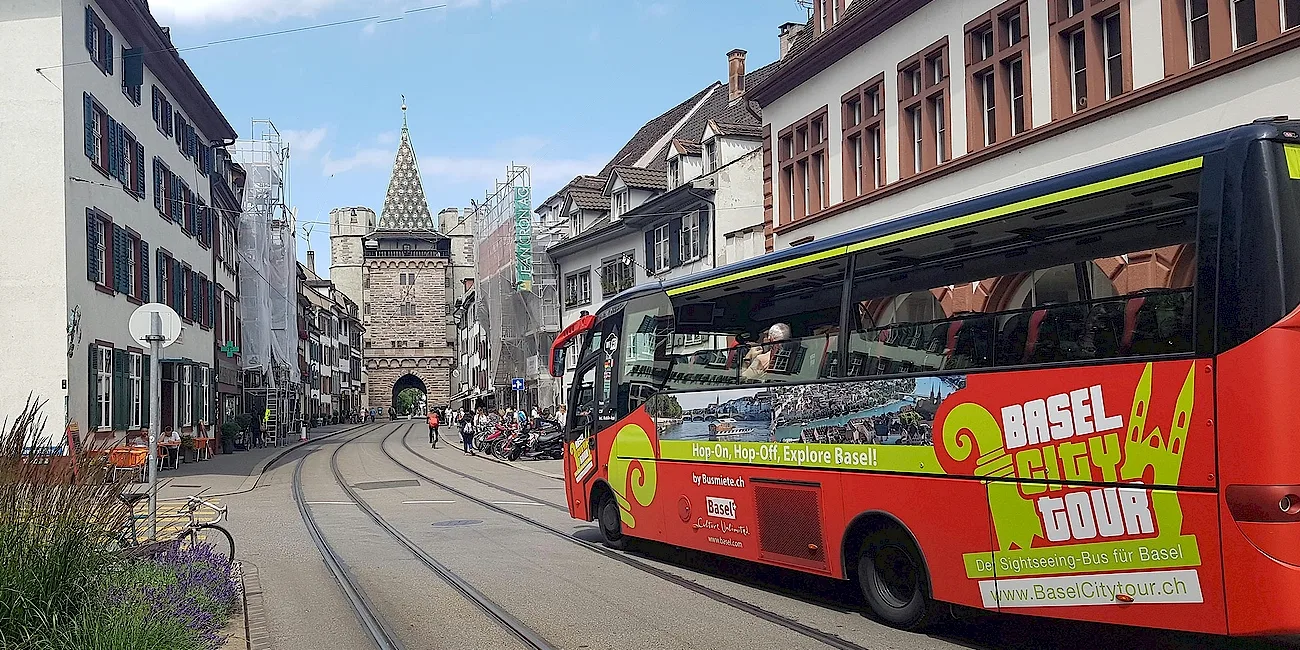 BASILEA — 03 bus