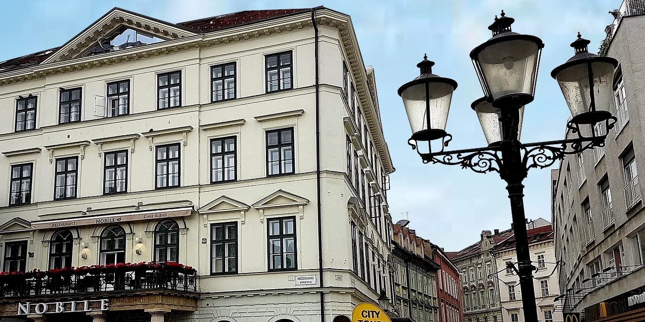 BRATISLAVA — 06