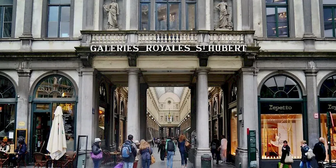 BRUSELAS — 11 GaleriesRoyales