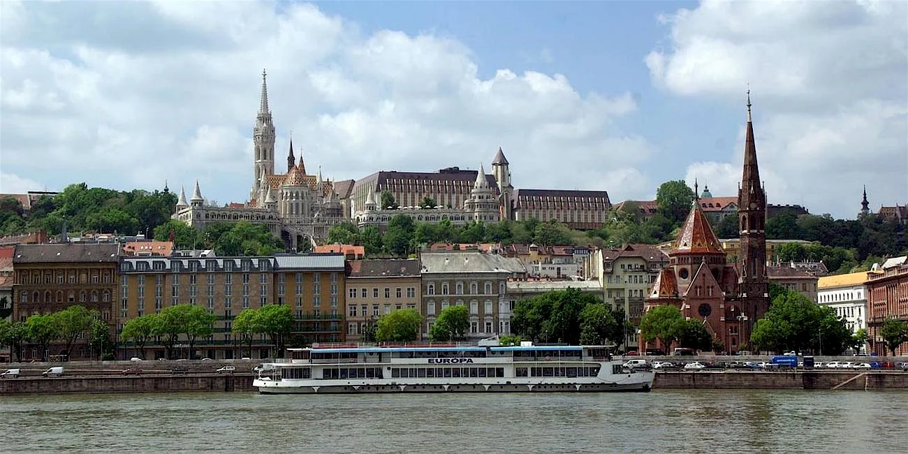 BUDAPEST — 37