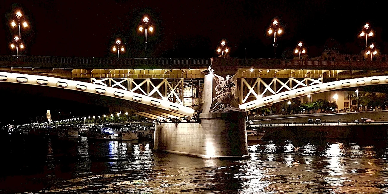 BUDAPEST — 77