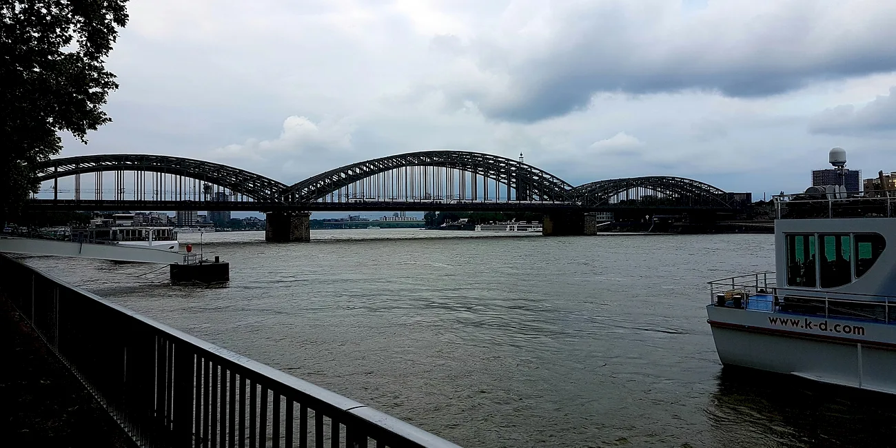 COLONIA — 02