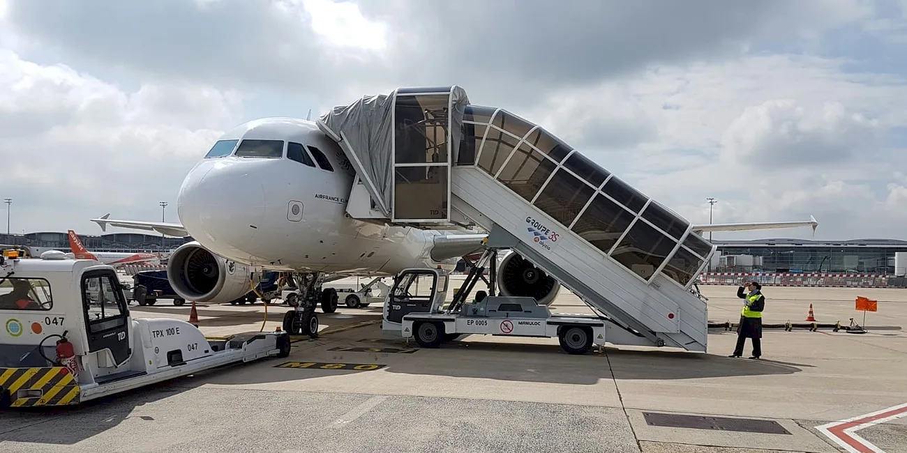 COPENHAGUE — 03 AirFrance 1850.1